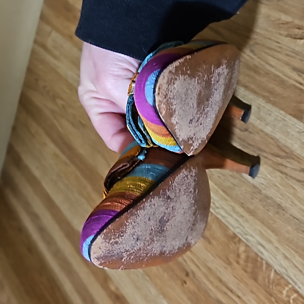 Deliso Vintage Colorful Material Heels 8.5B - Picture 6 of 16